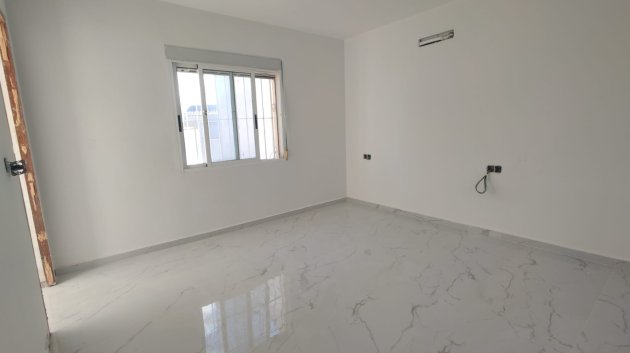 Resale - Villa -
San Miguel de Salinas