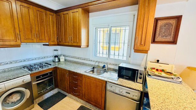 Reventa - Chalets -
Los Montesinos - La Herrada