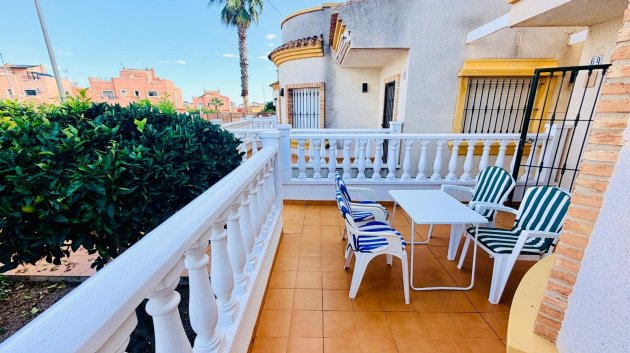Reventa - Chalets -
Los Montesinos - La Herrada