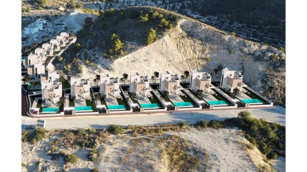 Obra nueva - Chalets -
Finestrat