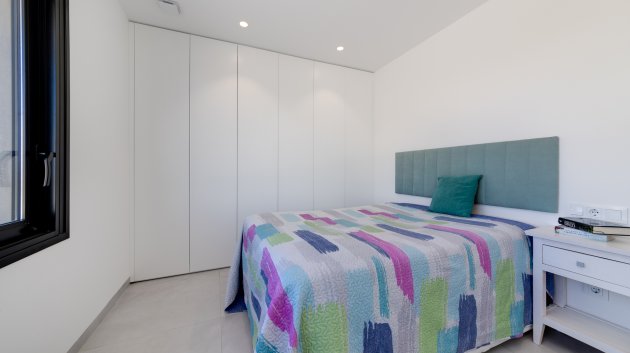 Obra nueva - Chalets -
Pilar de la Horadada