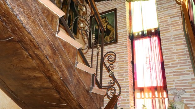 Resale - Villa -
Daya Nueva