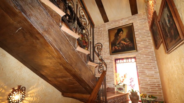 Resale - Villa -
Daya Nueva