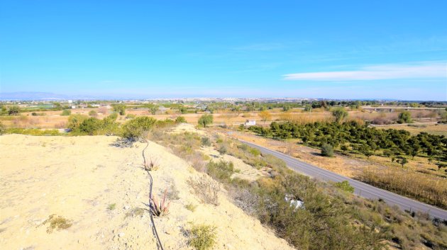Resale - Villa -
Guardamar del Segura