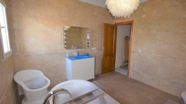 Revente - Villa -
Ciudad Quesada - Pueblo Bravo