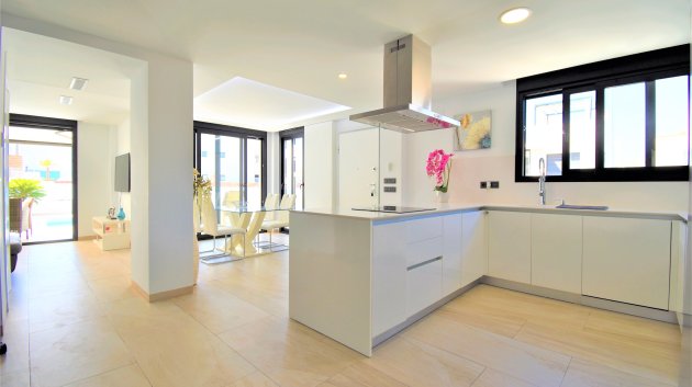 Revente - Villa -
Orihuela Costa - Villamartín