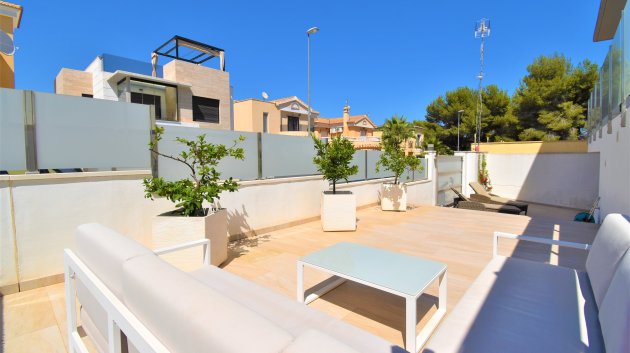 Revente - Villa -
Orihuela Costa - Villamartín