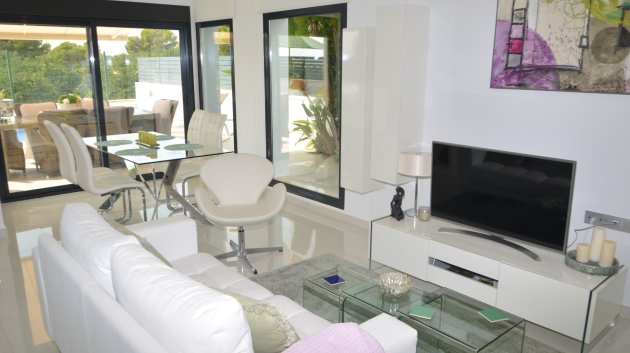 Resale - Villa -
Pilar de la Horadada