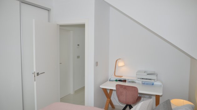 Resale - Villa -
Pilar de la Horadada