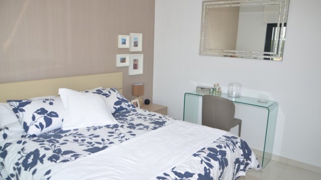 Resale - Villa -
Pilar de la Horadada