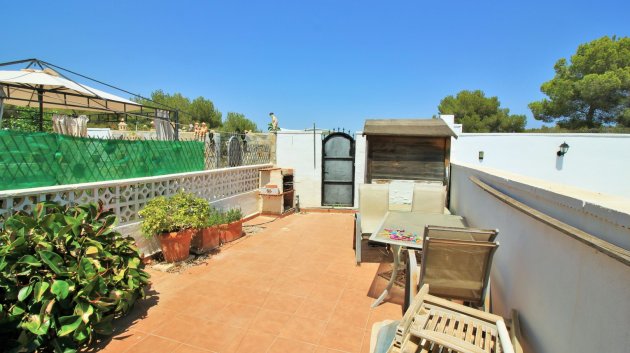 Resale - Townhouse -
Villamartín