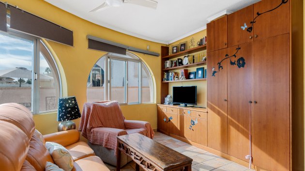 Resale - Villa -
Ciudad Quesada