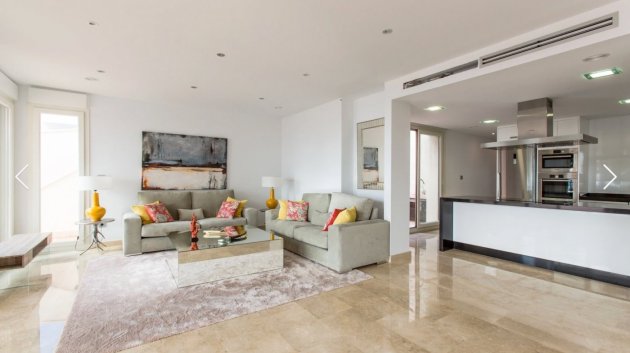 Resale - Villa -
Moraira