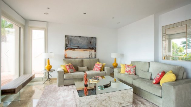 Resale - Villa -
Moraira