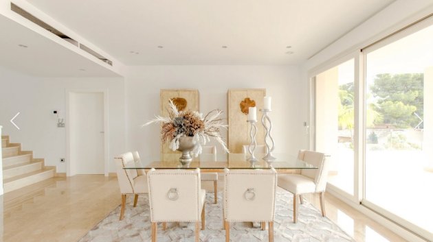 Resale - Villa -
Moraira