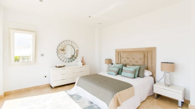 Resale - Villa -
Moraira