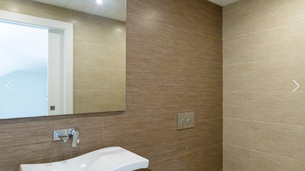 Resale - Villa -
Moraira