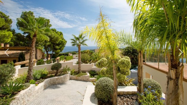 Resale - Villa -
Moraira