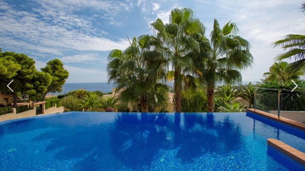 Resale - Villa -
Moraira