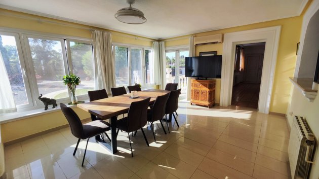 Resale - Villa -
San Miguel de Salinas