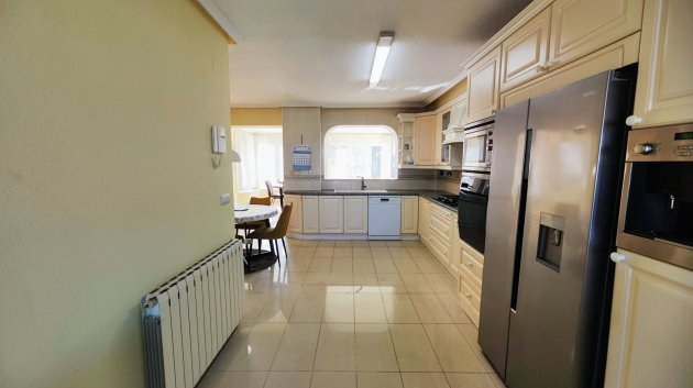 Resale - Villa -
San Miguel de Salinas