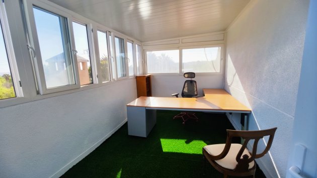 Resale - Villa -
San Miguel de Salinas