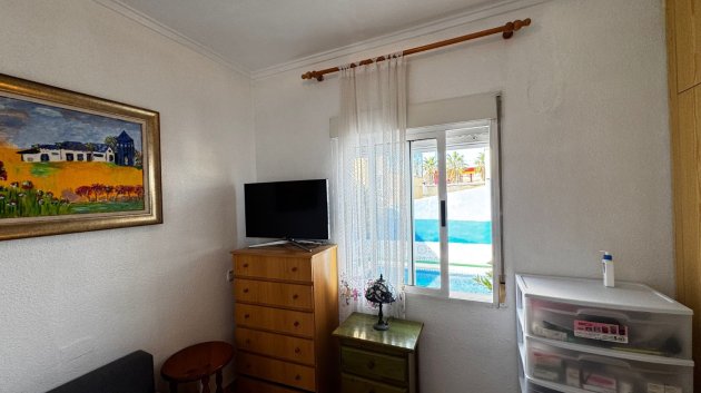 Revente - Villa -
Torrevieja - Punta Prima