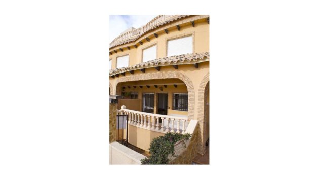 Resale - Townhouse -
Guardamar del Segura