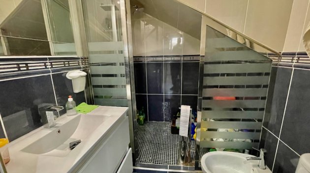 Resale - Villa -
Guardamar del Segura