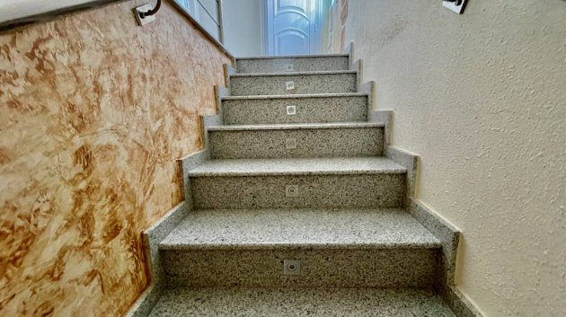 Resale - Villa -
Guardamar del Segura