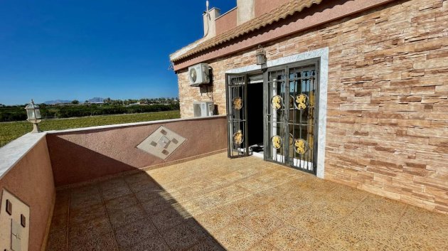 Resale - Villa -
Guardamar del Segura