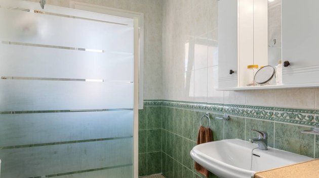 Resale - Villa -
Benijofar