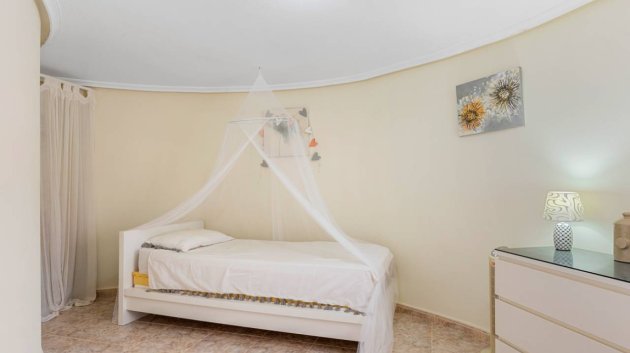 Resale - Villa -
Benijofar