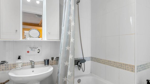 Resale - Villa -
Benijofar