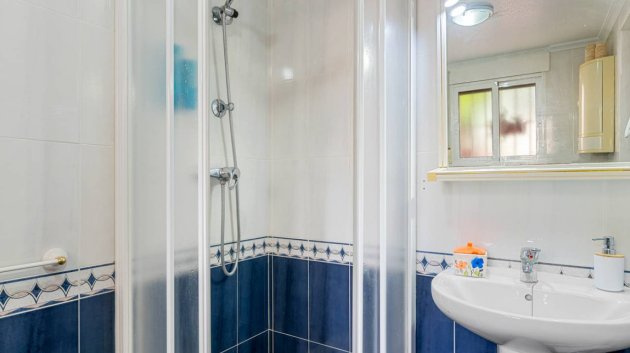 Resale - Villa -
Benijofar