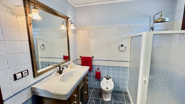 Resale - Villa -
Los Montesinos