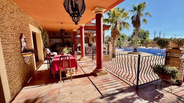 Resale - Villa -
Los Montesinos