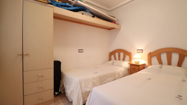 Reventa - Apartamentos -
Torrevieja