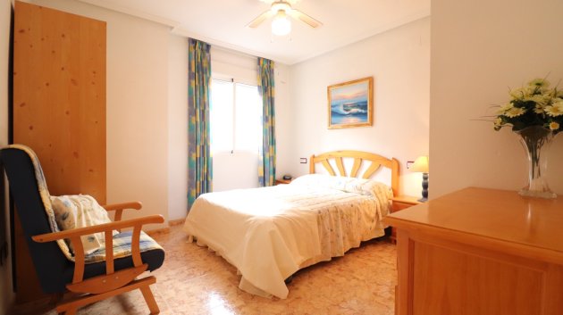 Reventa - Apartamentos -
Torrevieja
