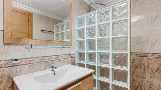 Revente - Villa -
Torrevieja