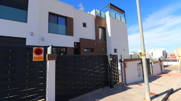 Reventa - Adosado -
Benijofar - Benijofar - Village