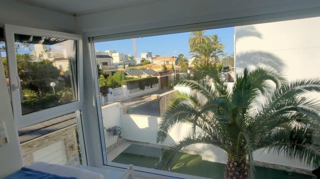 Revente - Villa -
Orihuela Costa - La Zenia