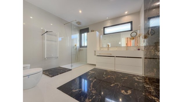Revente - Villa -
Torrevieja - La veleta