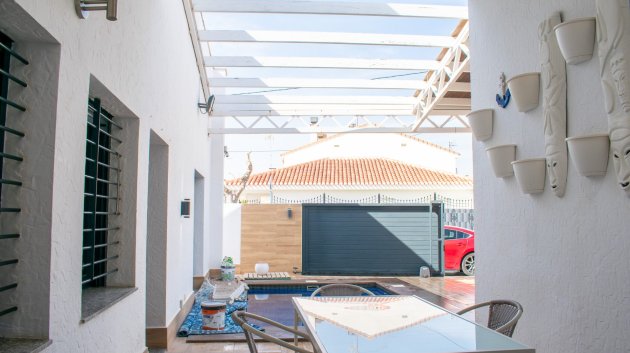 Revente - Villa -
Pilar de la Horadada - Torre de la Horadada