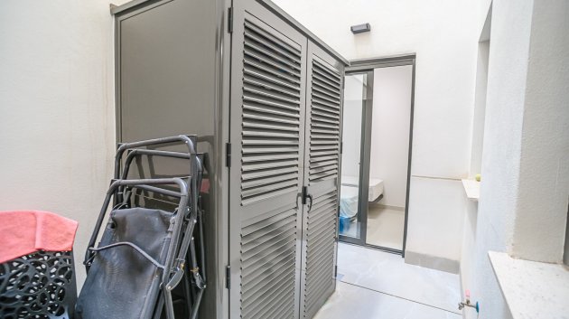 Reventa - Apartamentos -
Torrevieja