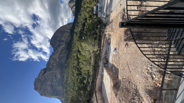 Obra nueva - Chalets -
Polop