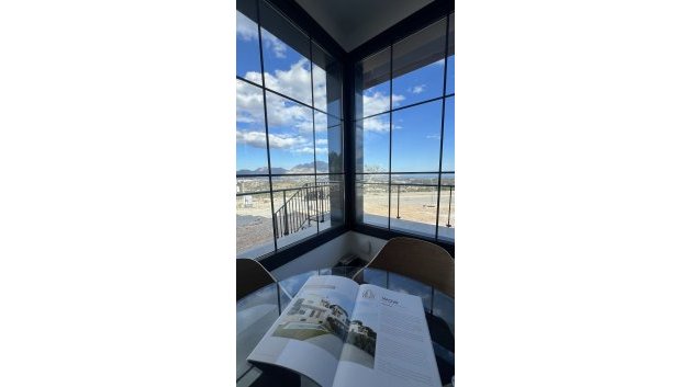 Obra nueva - Chalets -
Polop