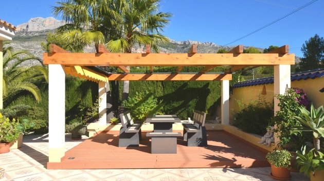 Resale - Villa -
Altea