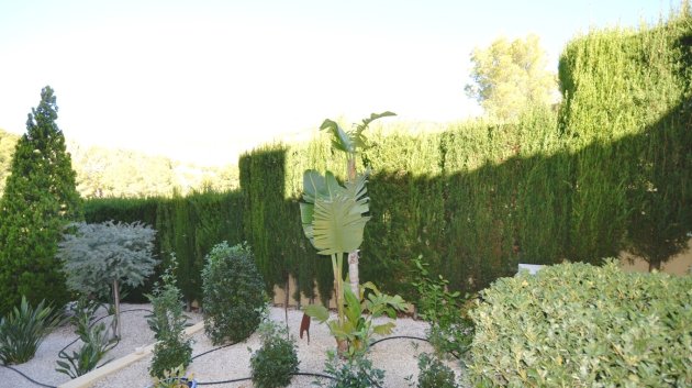 Resale - Villa -
Altea