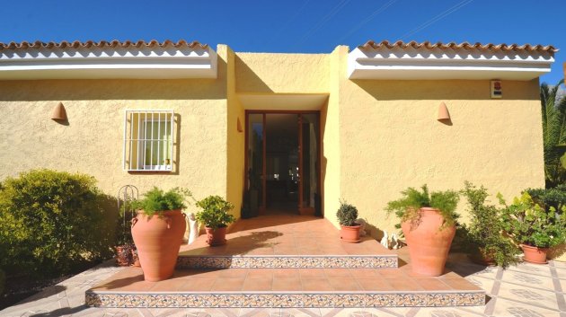 Resale - Villa -
Altea